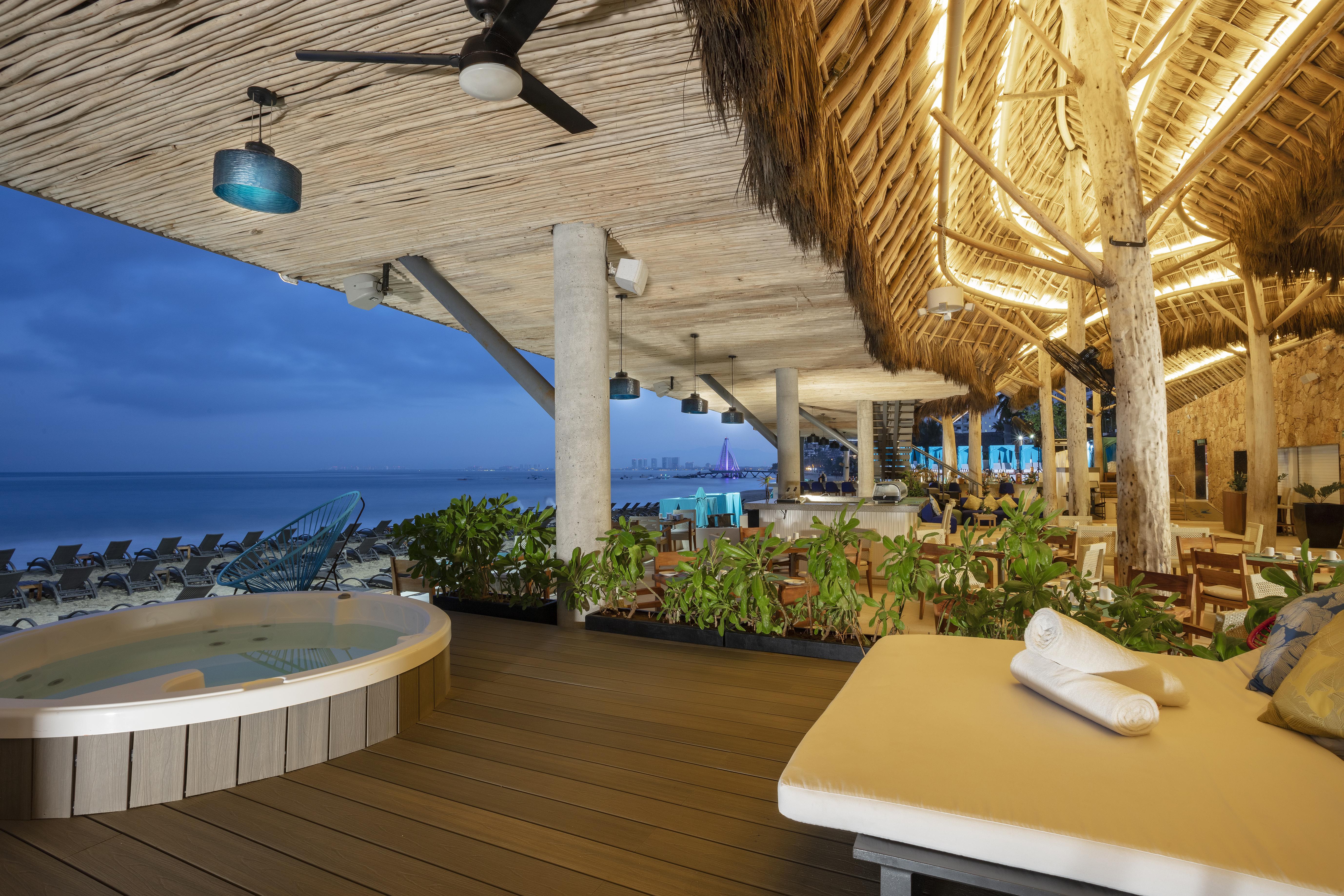 Almar Resort Luxury Lgbt Beach Front Experience (Adults Only) Puerto Vallarta Exteriér fotografie